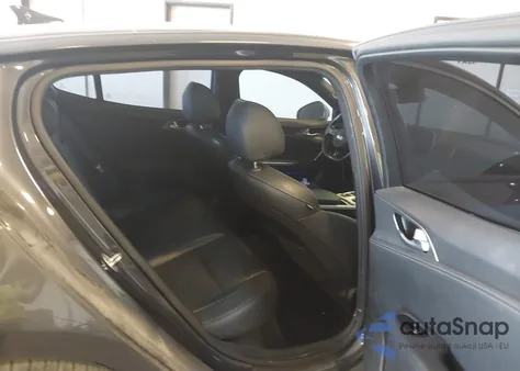 2020 Kia Stinger Gt z USA, uszkodzony, nr VIN KNAE35LC5L6080295